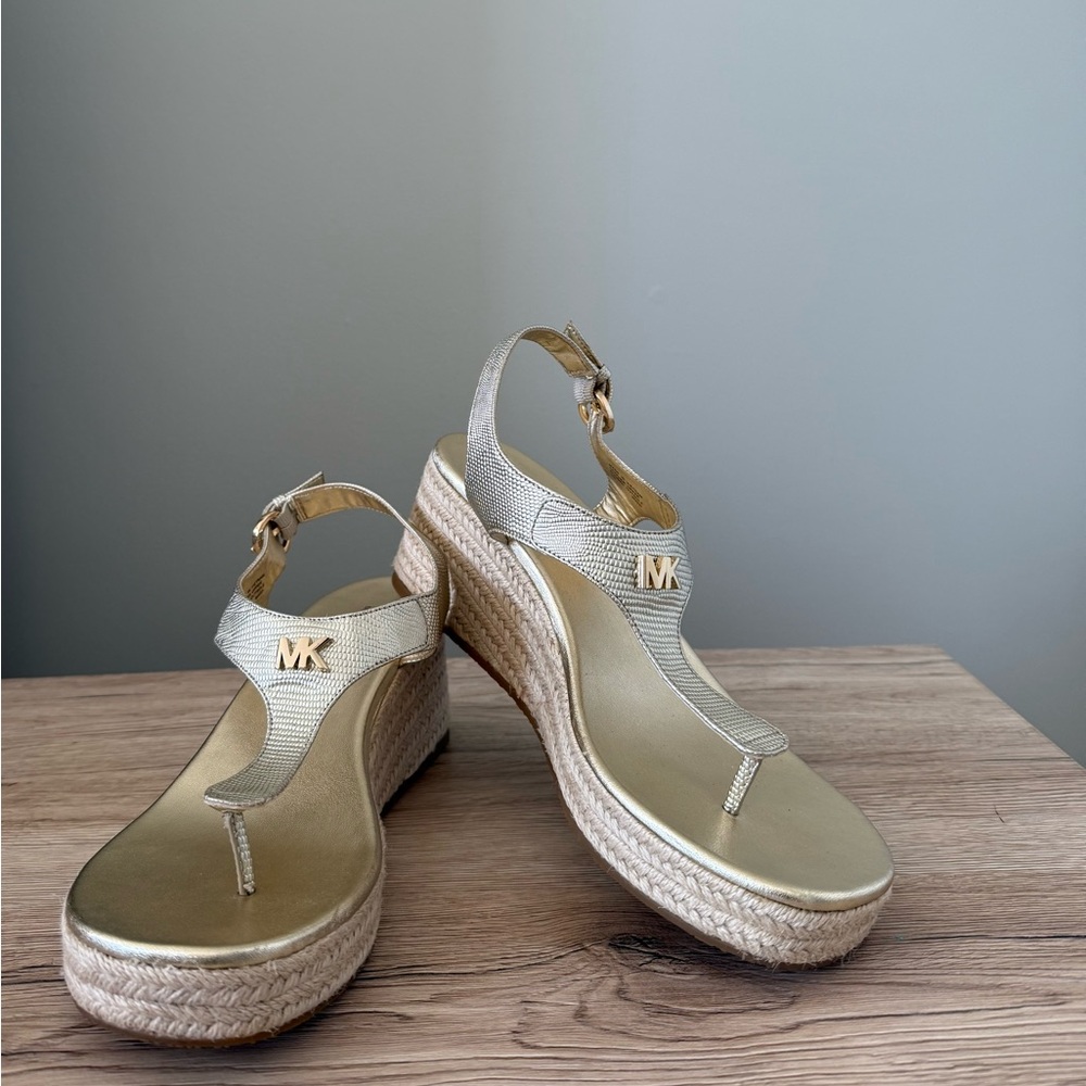 Michael Kors MK Laney Gold Lizard Leather Espadrille Wedge Sandals 9M Pale Gold